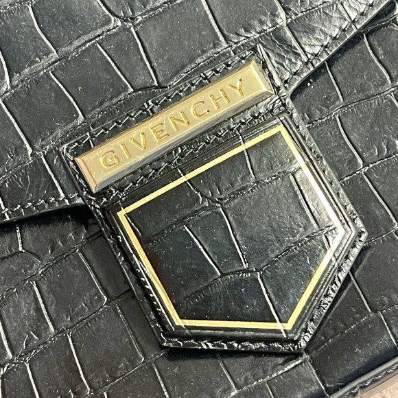 Givenchy Bag - Picture 3 of 16